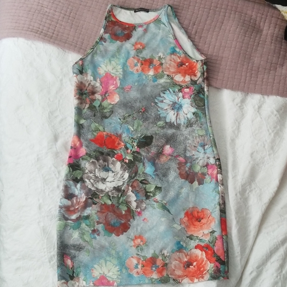 mid length dress - Picture 1 of 2